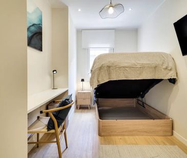 Avinguda de les Drassanes, Barcelona, Catalonia 08001 - Photo 4