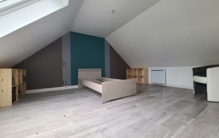 APPARTEMENT TRIPLEX MEUBLÉ QUIMPER – QUARTIER PRAT AR ROUZ 105 M² - Photo 4