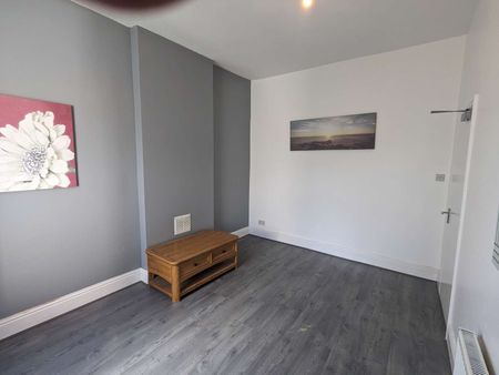 Terry Street Room 1 - Photo 5