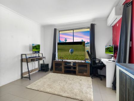 34a Chidzey Drive, Seville Grove WA 6112 - House For Rent | Domain - Photo 3