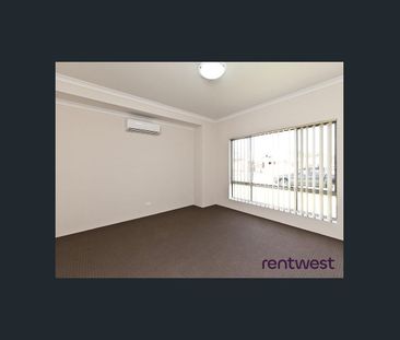 Spacious Home in Squires Estate, Baldivis - Photo 2