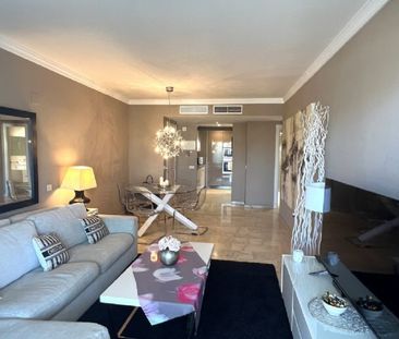 2 Bedroom Apartment For Rent in Puerto Banús, Málaga - Photo 6