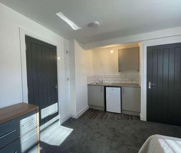 Hinchliffe, Orton Goldhay, P, PE2 - Photo 1