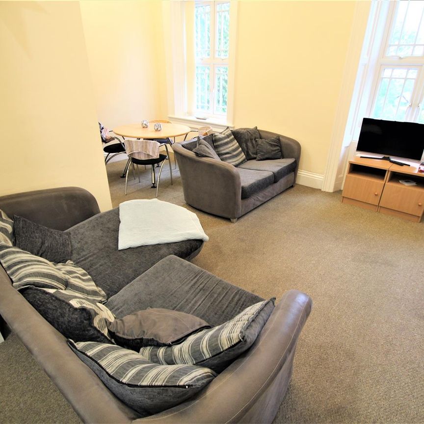 3 bedroom apartment to rent - Photo 1