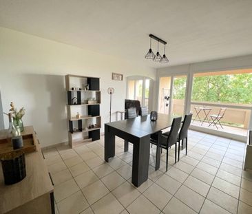 Location Appartement 4 pièces 77m² ROANNE 42300 - Photo 2