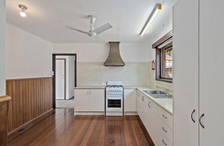 64 Cherylnne Crescent, Kilsyth - Photo 4