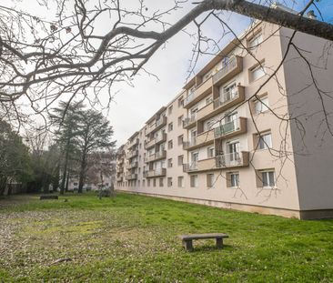 Location Appartement 4 pièces 64m² MONTELIMAR 26200 - Photo 5