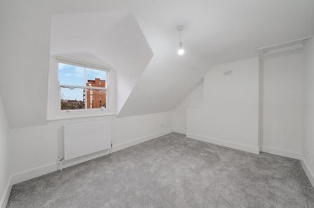 3 bedroom flat to rent - Photo 5