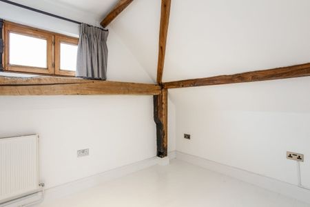 2 bedroom barn to rent - Photo 2