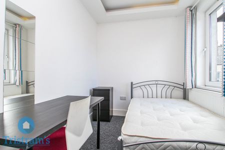 4 bed Semi-Detached House for Rent - Photo 2