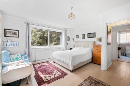 2 bedroom maisonette to rent - Photo 4