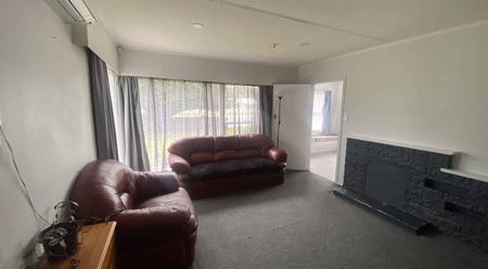 Family home, Great location - Photo 5