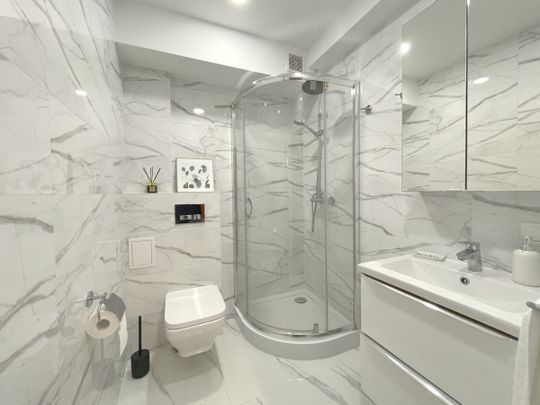 Słoneczne, odświeżone, duża widna kuchnia - Фото 1