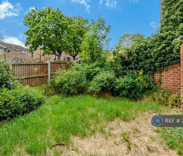 3 bedroom end of terrace house to rent - Photo 6