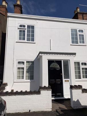 5 bedroom terraced house to rent - Photo 1