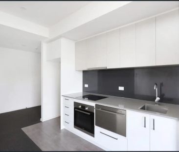 “LIGHT FILLED & LOW MAINTENANCE LIVING IN A HIGHLY SOUGHT AFTER LOC... - Photo 5
