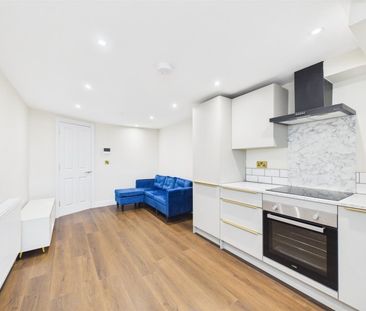 2 BED Apartment To rent - Photo 2