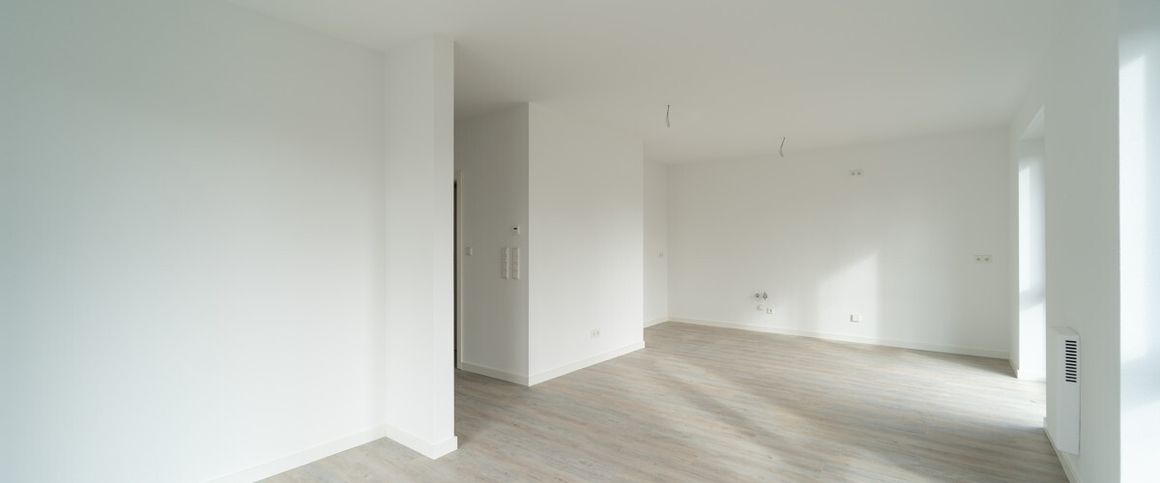 Moderne Neubauwohnung mit Süd-West Balkon zentral gelegen in Jever! - Foto 1