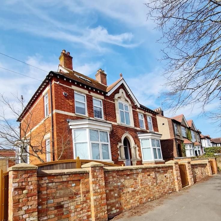 8 bedroom house share to rent - Photo 1