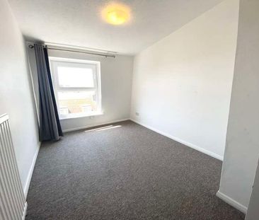 Crescent Road, BN11 - Photo 2