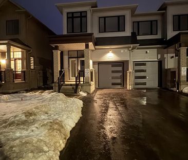 For Lease - 2085 HORACE DUNCAN Crescent, Oshawa, Ontario - Photo 2