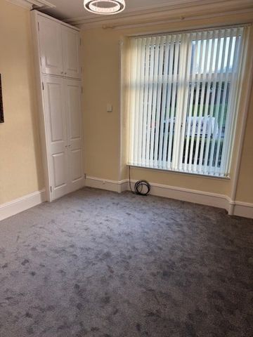 1 Bed Flat, Ground Floor Right, AB11 - Photo 2