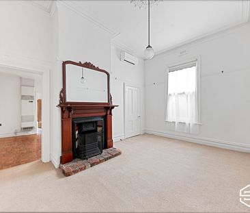 Charming Victorian Home - Photo 1