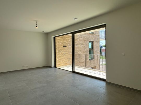 Instapklaar nieuwbouwappartement nabij het centrum van Veurne - Photo 1
