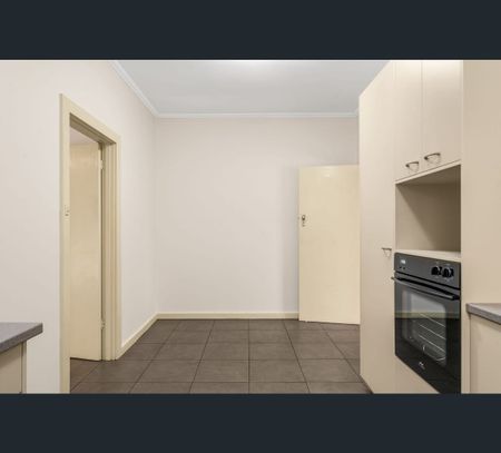 47B Furness Av, Edwardstown, SA 5039 - Photo 5