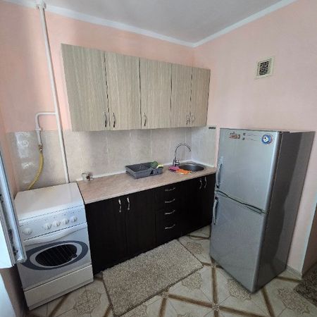 Apartament cu doua camere de inchiriat in zona Ghencea - Fotografie 3