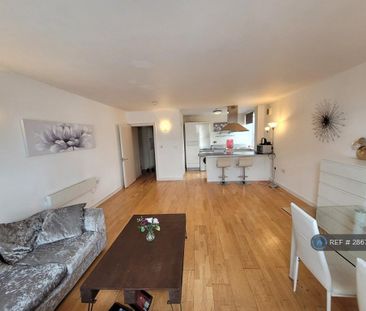 2 bedroom flat to rent - Photo 5