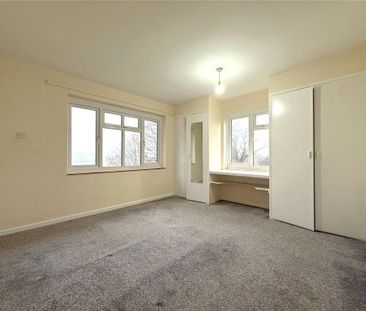 3 bedroom detached house to rent - Photo 4