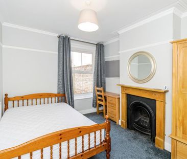 5 bedroom house to rent - Photo 2