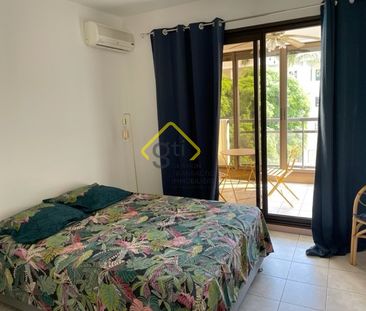 Location Appartement 2 pièces 65m² ST DENIS 97400 - Photo 5