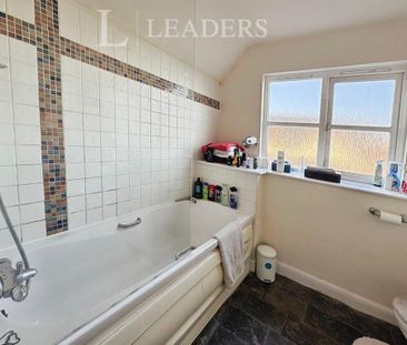 1 bedroom flat to rent - Photo 6