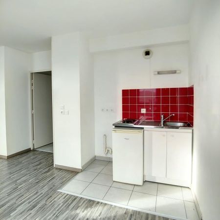 Location Appartement 1 pièce 32m² LE PETIT QUEVILLY 76140 - Photo 4