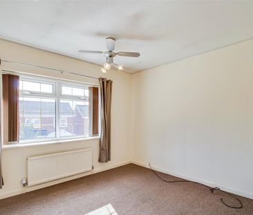Clifton Avenue, Stanley, Wakefield - Photo 6