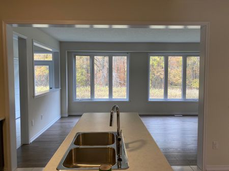 For Lease - 8731 Chickory Trail, Niagara Falls, Ontario - Photo 4