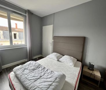 A VILLENEUVE SUR LOT, T2 MEUBLÉ DE 21,93m2 - Photo 6