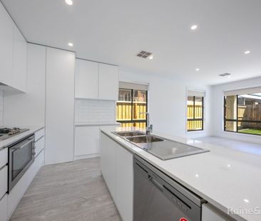 Brand New & Quality Finishes Family Home - Photo 4