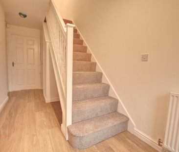 2 bedroom semi-detached house to rent - Photo 5