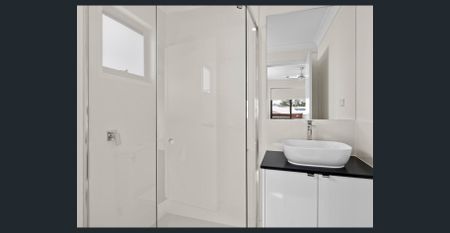 3 Bedroom Terrace - Photo 5