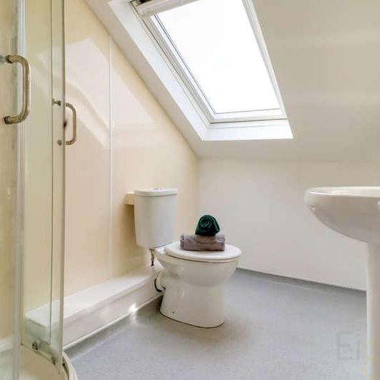 Hollingdean Road, Brighton, BN2 - Photo 1