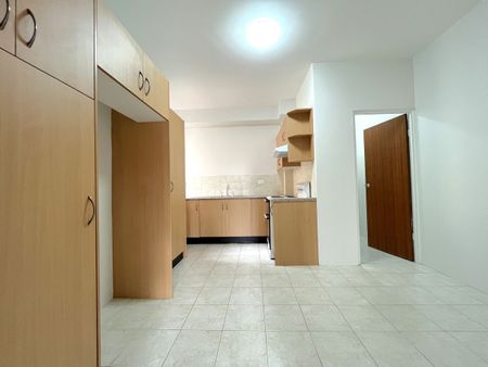 2 Bedroom apartment on 2nd floor - Photo 4