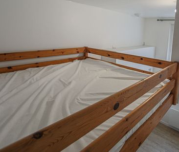 Location Appartement 1 pièce 15m² SOTTEVILLE LES ROUEN 76300 - Photo 2