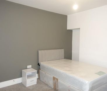 4 bedroom House To Let - Photo 1