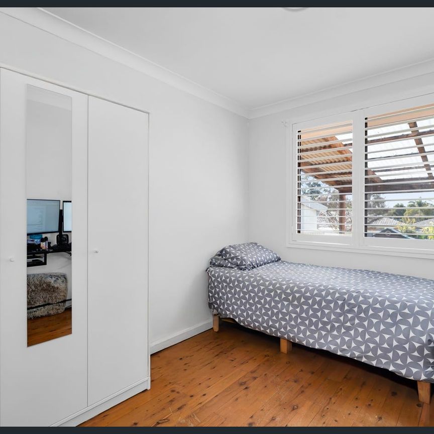 48 Mississippi Cres, Kearns, NSW 2558 - Photo 1