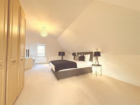 4 bedroom detached house to rent - Photo 5