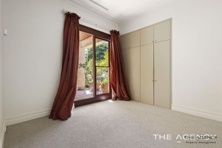 Riverside Luxury with Panoramic Swan River Views in Prestigious Mosman Park - Photo 5