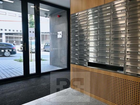Pronájem bytu 1+kk 32 m2 - Fotografie 1